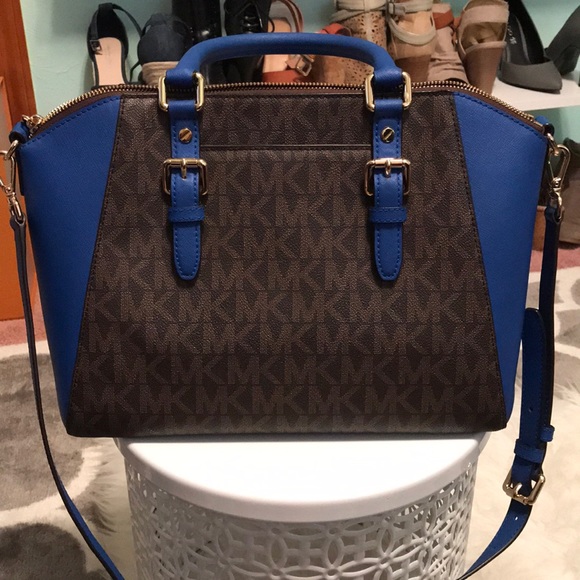 Michael Kors Ciara Large Top Zip Satchel - Picture 3 of 8